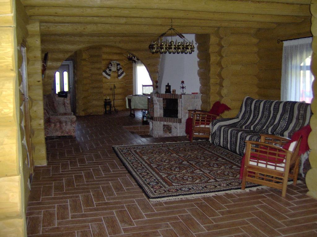 Cabana Piatra Runcului Ватра-Молдовіцей Екстер'єр фото