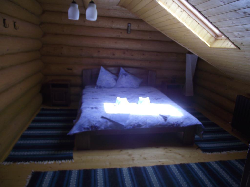 Cabana Piatra Runcului Ватра-Молдовіцей Екстер'єр фото